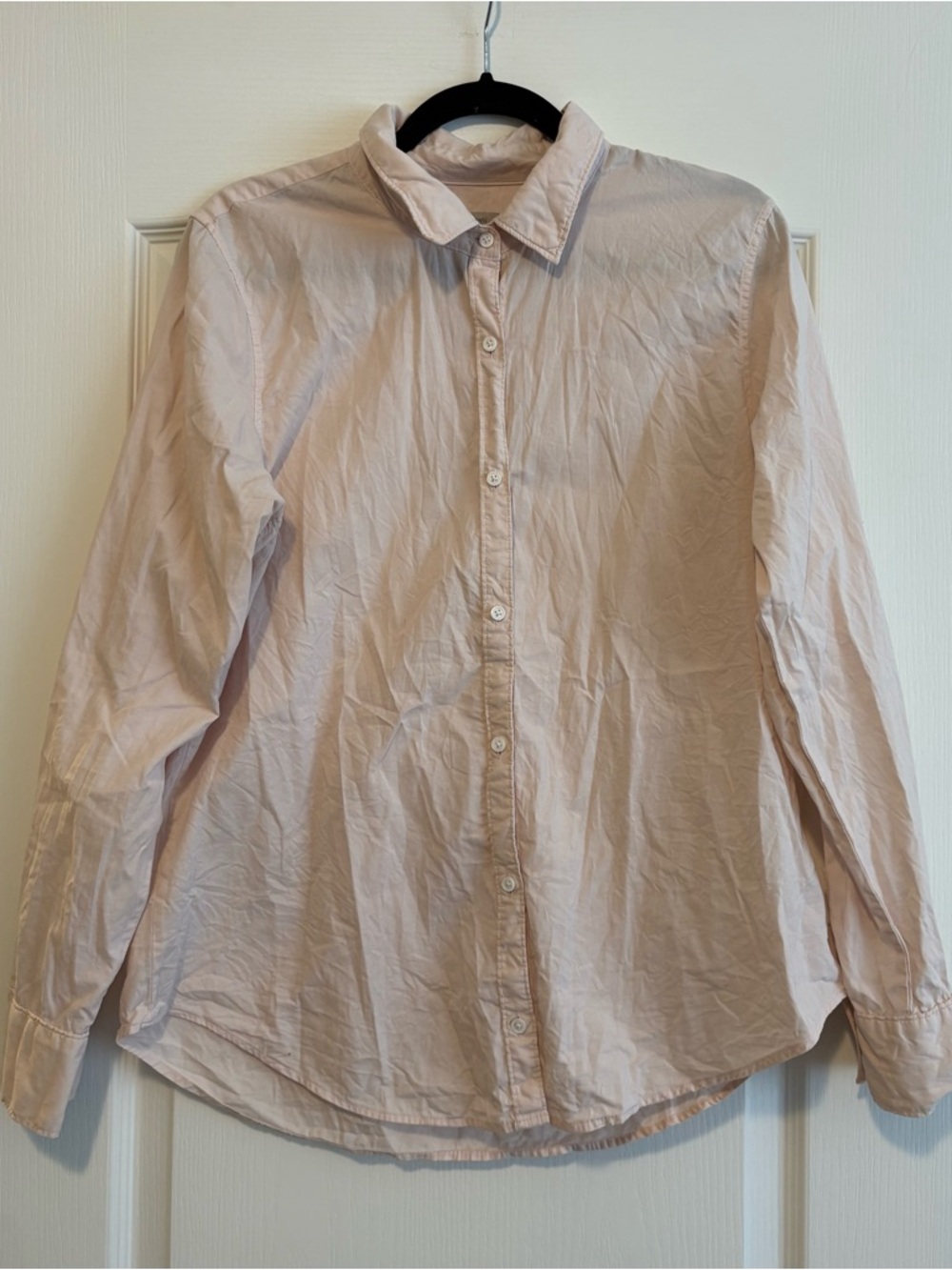 Classic Button-Up Shirt in Light Blush Pink